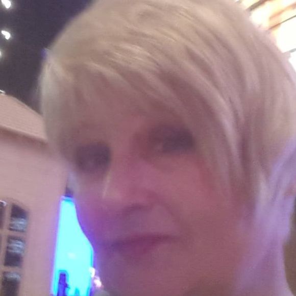 Meet your Posher, Joann - Picture 1 of 1